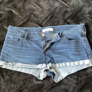 Hollister Shorts like new ✨